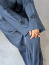 Elegant Embellished Closed Abaya – Beautiful Two-Piece Set with Embellished Design